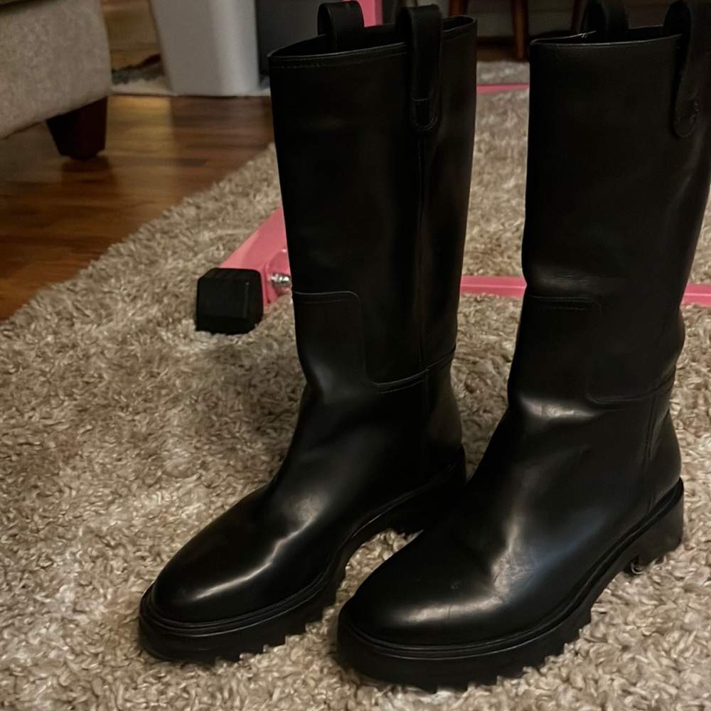 Tamra Mellon boots, brand new, never worn size 38.5 excellent condition.